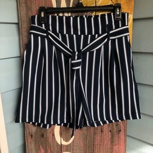 High waisted navy blue and white striped shorts!